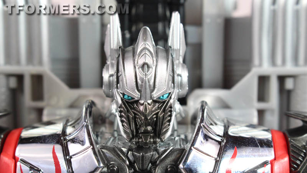 Silver Knight Optimus Prime Target Exclusive Leader Class Transformers 4 Age Of Extinction Movie Toy  (12 of 38)